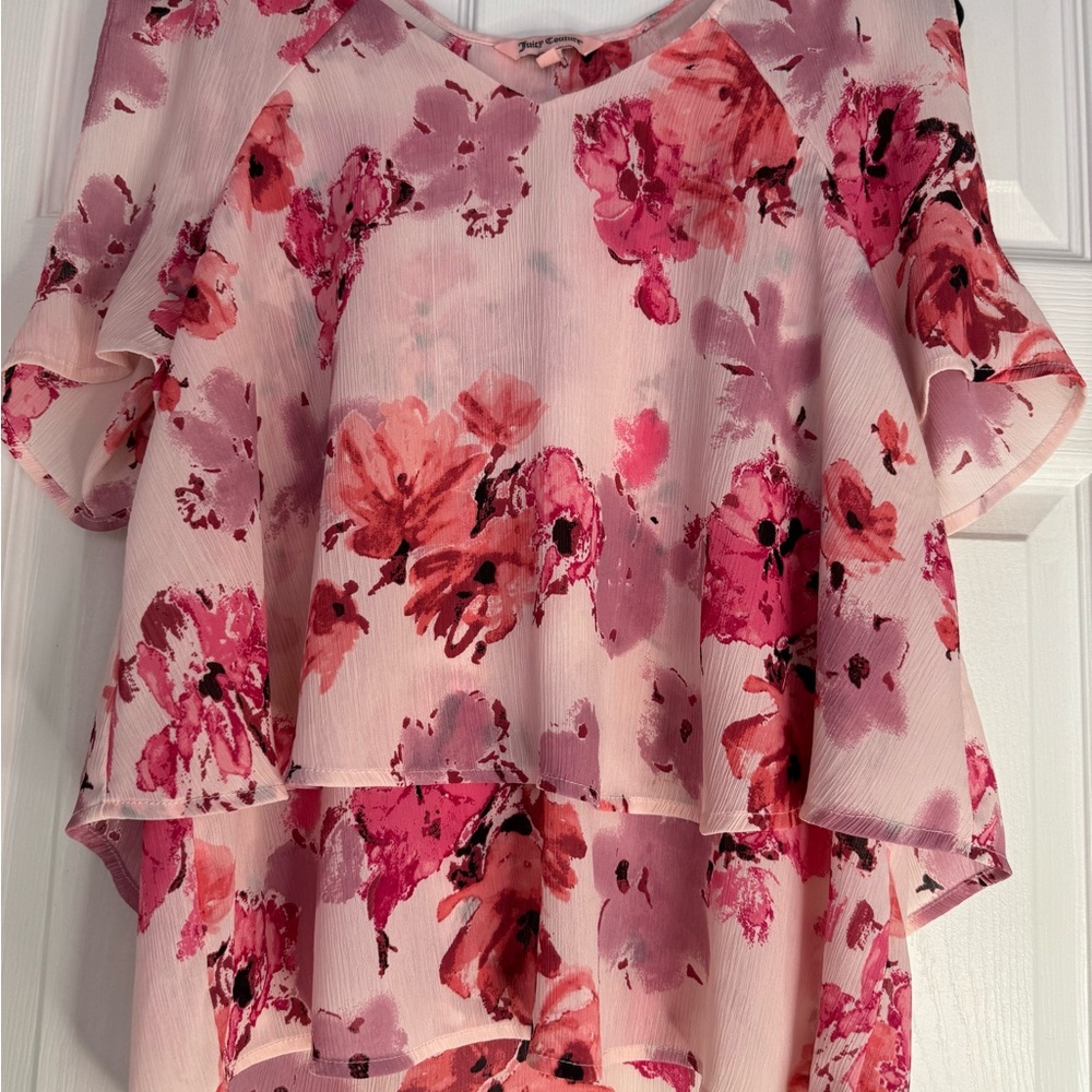 Juicy Couture top pink floral pick-out shoulders